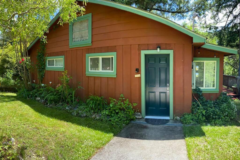 Avenue Of The Giants Caraway Cottage Miranda Exteriör bild